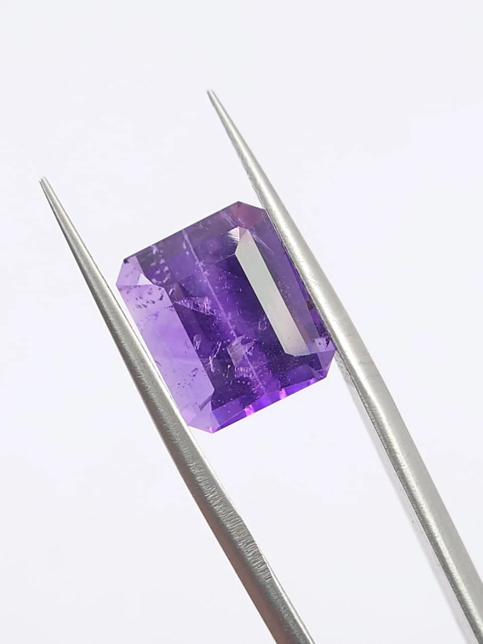 5ct Amethyst Radiant Cut Loose Gemstone From Nigeria — view 1